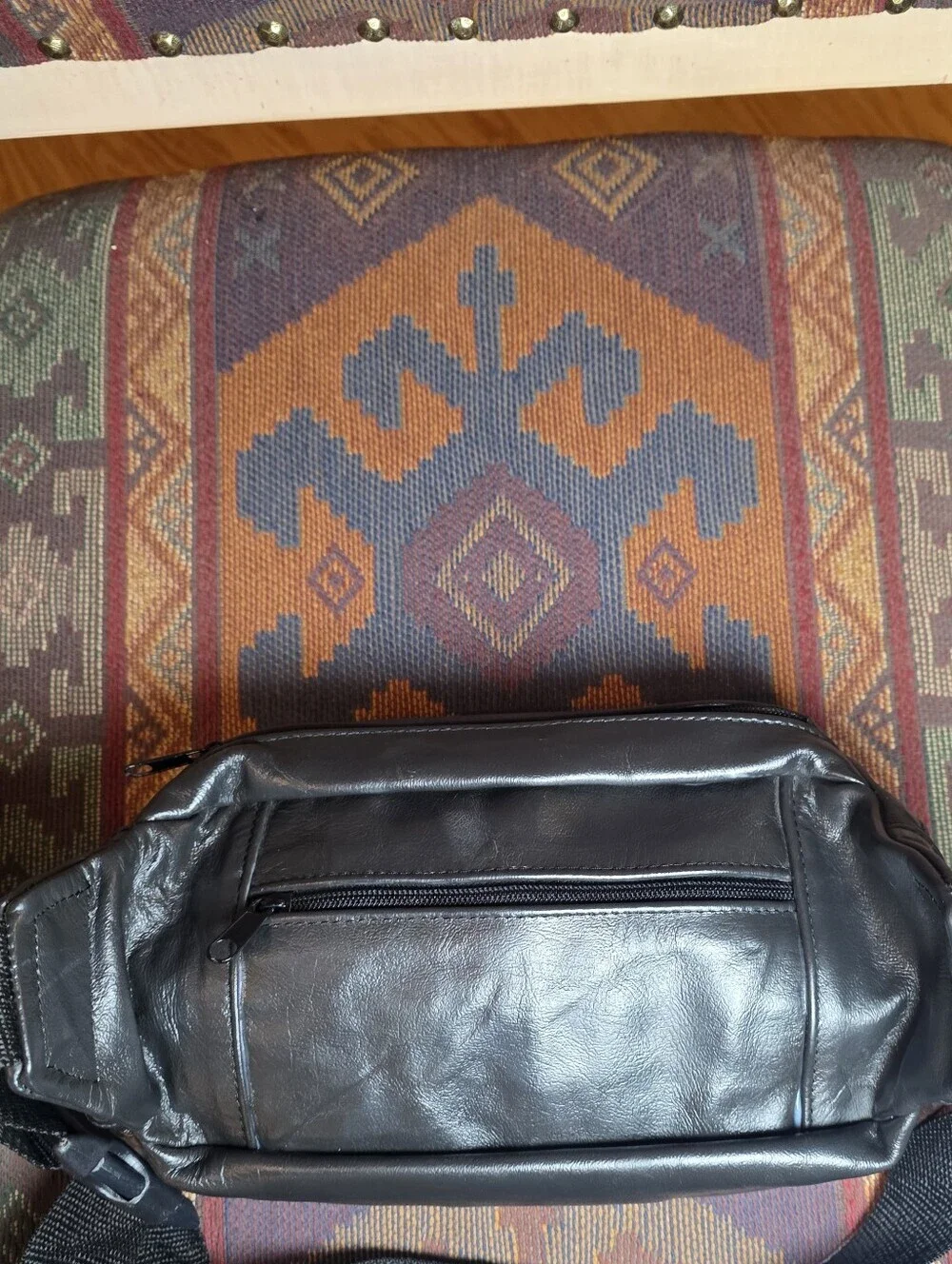 Vintage 1990s Hand-Tooled Leather Rose Waist Bag / Fanny Pack EUC